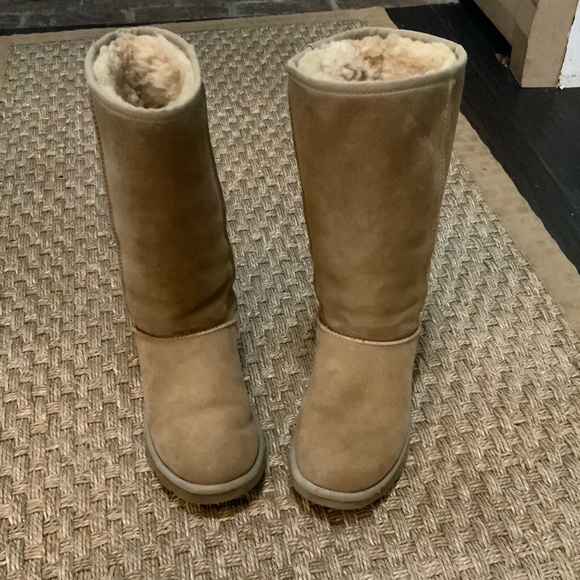 UGG Shoes - UGG Australia Brown Boots S/N 5815 Leather Genuine Sheepskin Classic Tall US 7